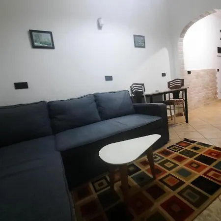 شقة Lovely And Quite Appartament 1-4 5maji *