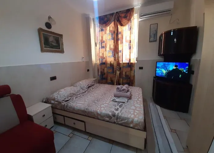 Lovely And Quite Appartament 1-4 5maji شقة